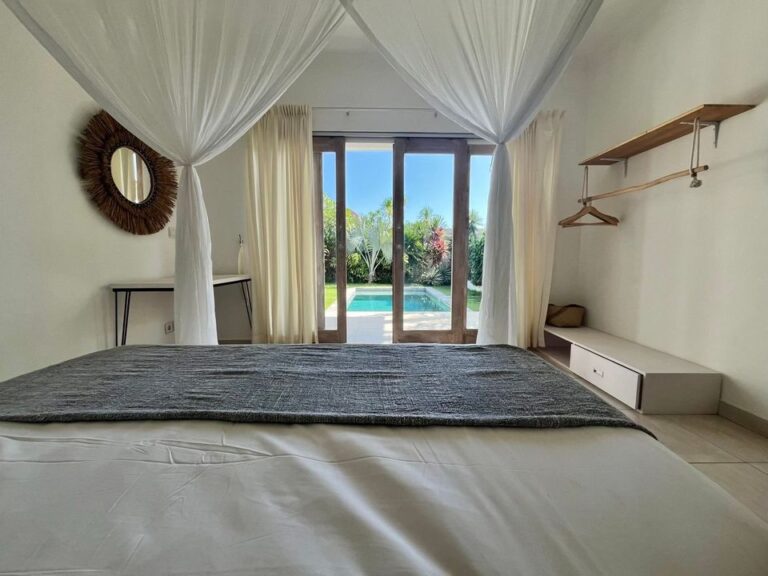 3-Bedrooms-Villa-in-the-heart-of-Canggu-Bedroom-2