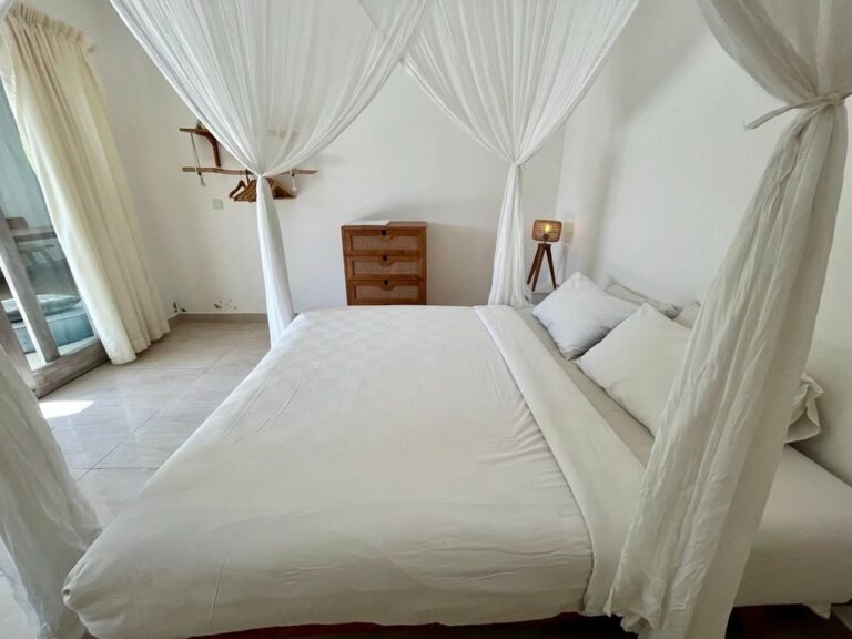 3-Bedrooms-Villa-in-the-heart-of-Canggu-Bedroom