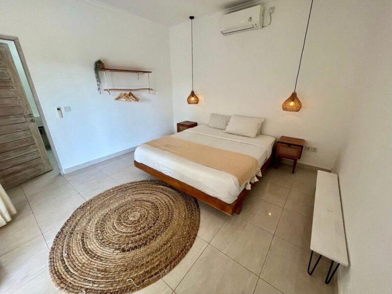 3-Bedrooms-Villa-in-the-heart-of-Canggu-Bedroom-8