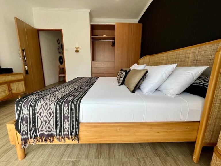 Brand-New-Apartment-For-Rent-in-the-Heart-of-Canggu-Bedroom-3