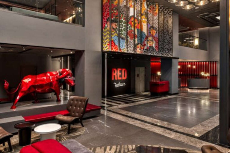 Radisson RED Danang