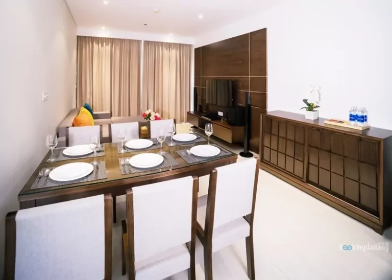 Spacious-2-Bedroom-Apartment-at-Ocean-Suites-in-Danang-Dining-Room