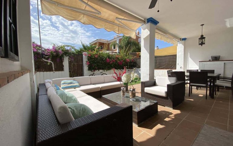 Furnished-Covered-Terrace