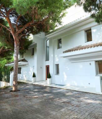 Villa Marbella For Sale Close To The Beach