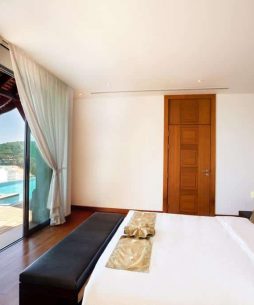 Exceptional villa Nai Thon Beach Phuket - Bedroom